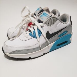 Nike Air Max 90 GS Boys 6Y Womens 9/40 'White Chlorine Blue' Leather CD6864-108.